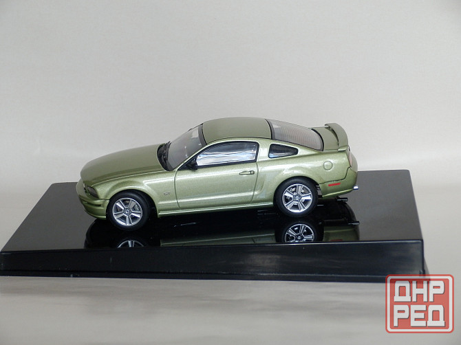 Ford Mustang GT 2005 - AutoArt - 1/43 Донецк - изображение 2