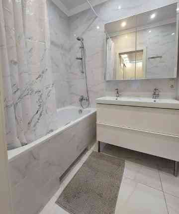 Сдаю двухкомнатную квартиру 80 кв.м2 в Ворошиловском районе Донецк