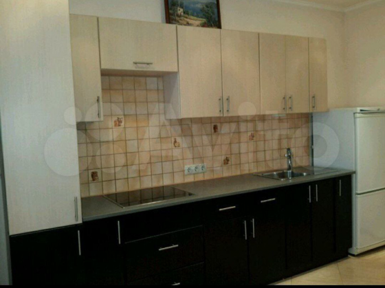 г Донецк Ильича пр-кт 25 000 р в месяц Донецк