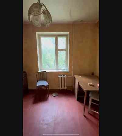 Продам 1 комн., 2/9, под ремонт, пр. Дзержинского, Спарта Донецк