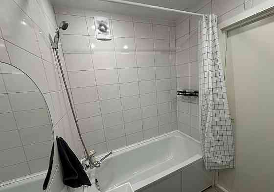 Сдаю однокомнатную квартиру 36.0 м² этаж 2/5 город Донецк, Ворошиловский район, Крупская библиотека, Донецк