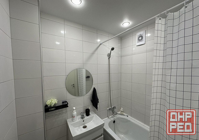 Сдаю однокомнатную квартиру 36.0 м² этаж 2/5 город Донецк, Ворошиловский район, Крупская библиотека, Донецк - изображение 5