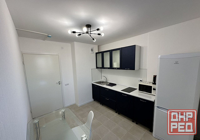 Сдаю однокомнатную квартиру 36.0 м² этаж 2/5 город Донецк, Ворошиловский район, Крупская библиотека, Донецк - изображение 3