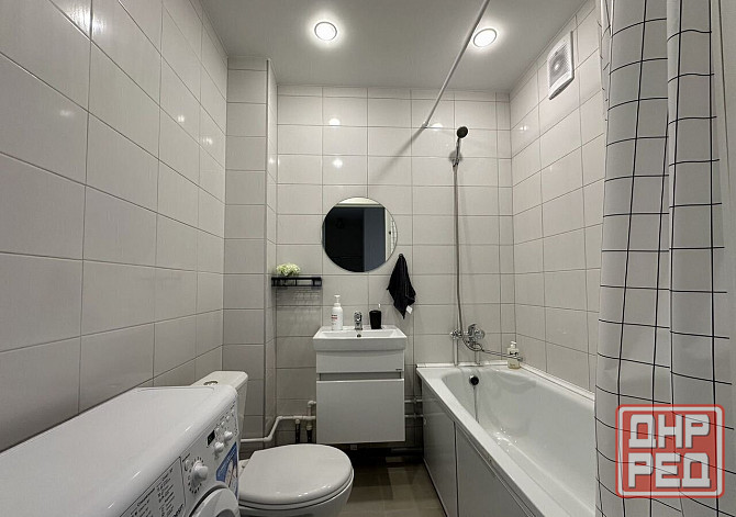 Сдаю однокомнатную квартиру 36.0 м² этаж 2/5 город Донецк, Ворошиловский район, Крупская библиотека, Донецк - изображение 4