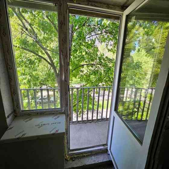 3 к.кв, 56 м2, 4/5 этаж, Ворошиловский р-н, бул. Школьный - 5,5 млн руб Донецк