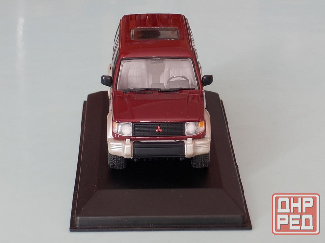 Mitsubishi Pajero LWB 1994 red (треснут бокс) - MINICHAMPS - 1/43 Донецк - изображение 6