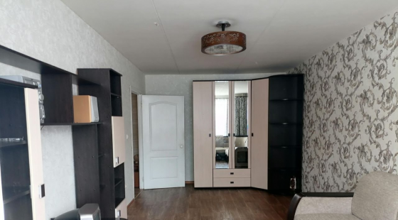 Сдается двухкомнатная квартира с ремонтом на длительный срок Донецк