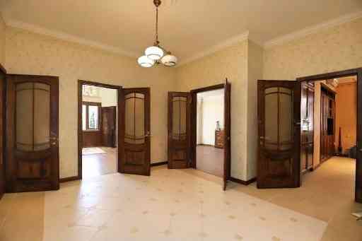 3-к. квартира, 159,9 м², 10/17 эт., Ворошиловский р-н, Жк "Замковый" Донецк