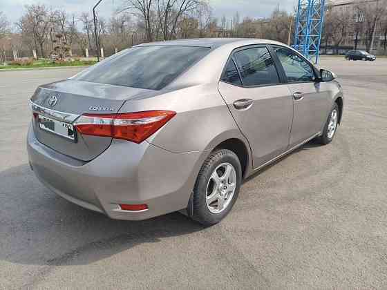 Надёжный автомобиль Toyota Corolla 2013 года Донецк