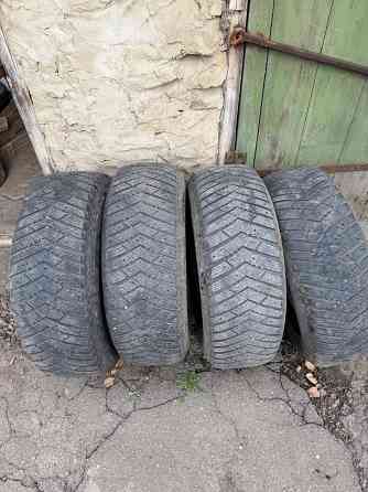 235 65 17 Goodyear ultra grip Торез