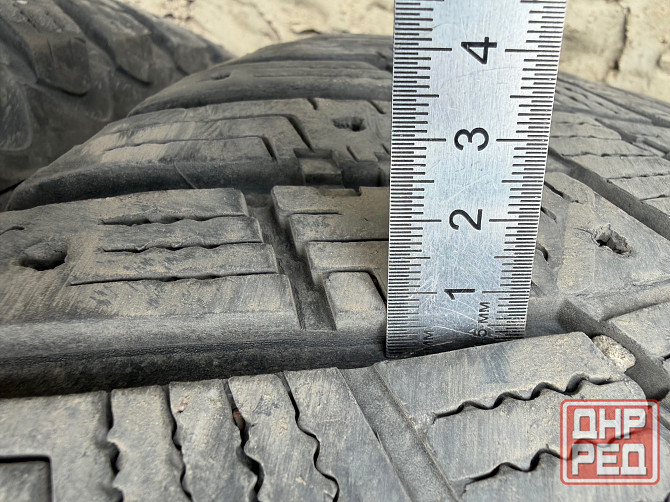 235 65 17 Goodyear ultra grip Торез - изображение 1