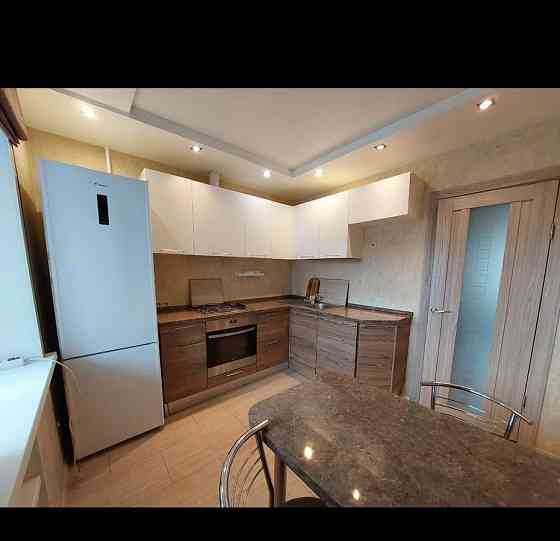 Сдаю двухкомнатную квартиру в городе Донецк, Калининский район, Медицинский колледж, бульвар Шевченк Донецк