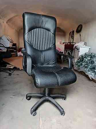 Стулья офисные Макеевка