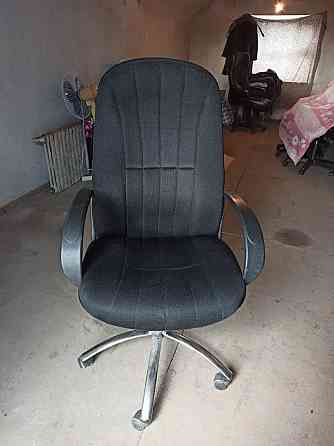 Стулья офисные Макеевка