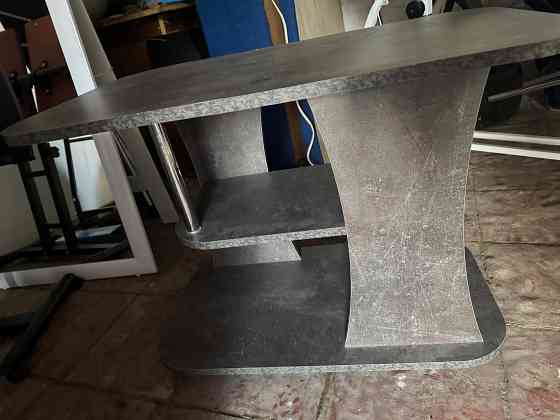 Продам стол журнальный Донецк