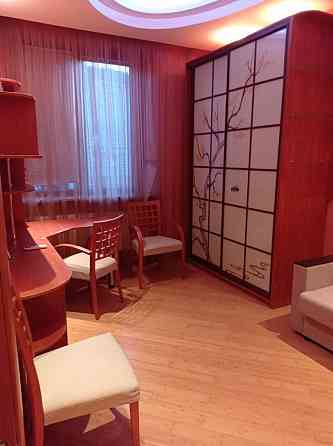 Сдам просторную квартиру в центре Донецк