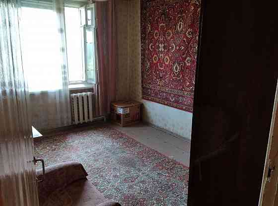 Продам 2 ком. квартиру мкрн. Цветочный Донецк