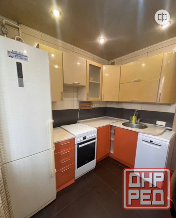 Продажа 2 комн. квартиры, кв-л Шахтёрский, 1-й квадрат Макеевка - изображение 1