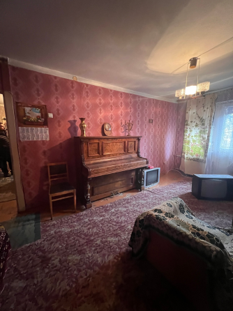 Продажа 2 комн. квартиры, кв-л Химик Макеевка