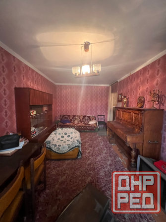 Продажа 2 комн. квартиры, кв-л Химик Макеевка - изображение 2