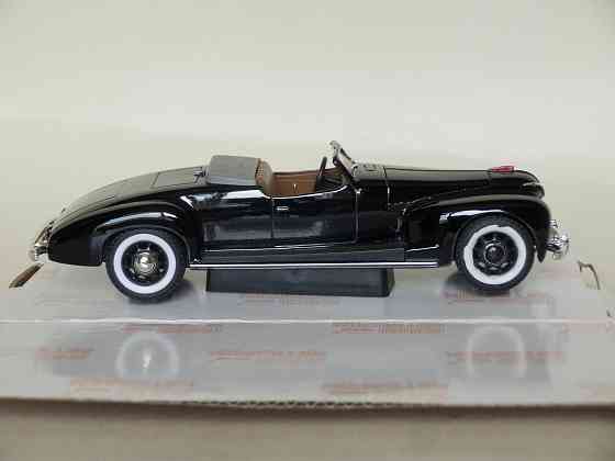 ЗиС-101А Спорт (дефект колеса) -Наш автопром - 1/43 Донецк