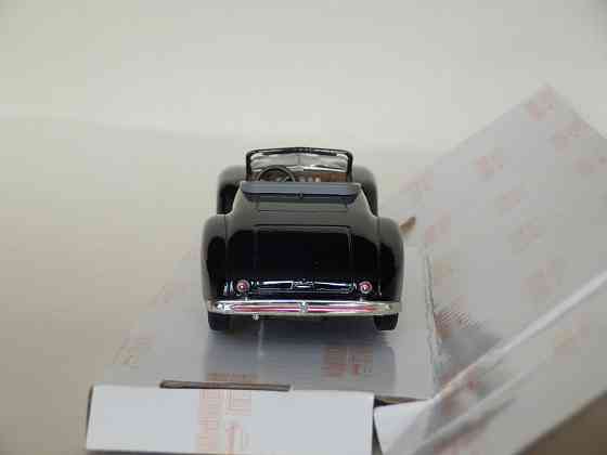 ЗиС-101А Спорт (дефект колеса) -Наш автопром - 1/43 Донецк