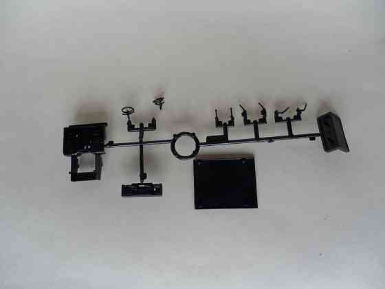 Сборная модель "Land Rover Series 3 109" (нет резины для колёс) - CARARAMA - 1/43 Донецк