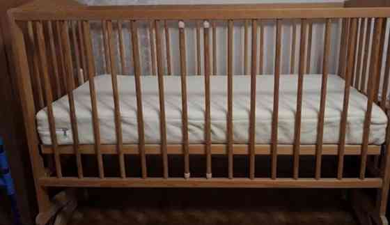 Манеж - кроватка детский с маятником Донецк