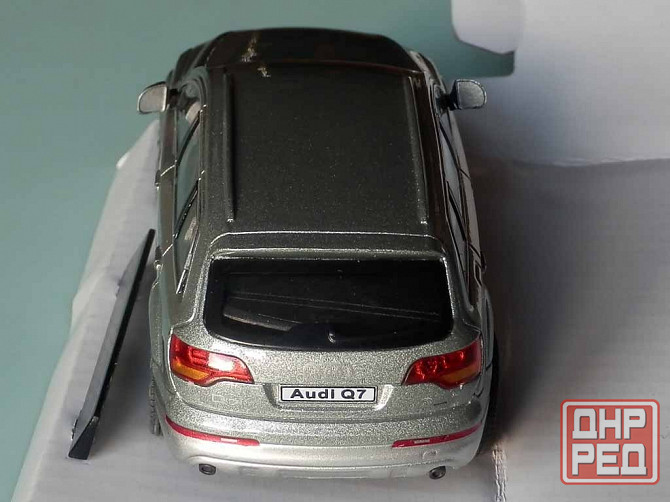 Audi Q7 - CARARAMA - 1/43 Донецк - изображение 4