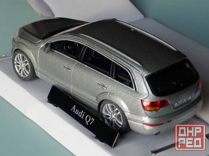 Audi Q7 - CARARAMA - 1/43 Донецк - изображение 3