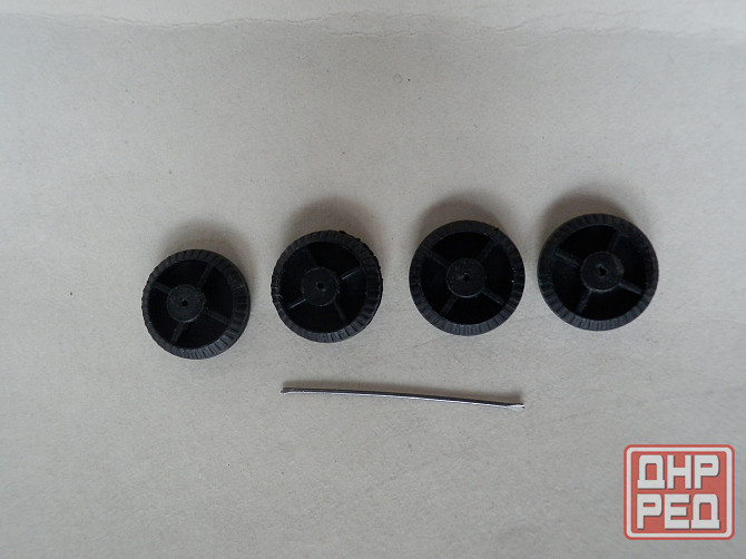 Колёса от ремейка_СССР 1/43, ось одна Донецк - изображение 2