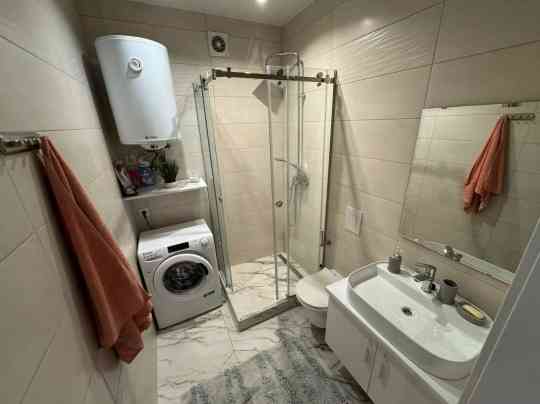 Сдаётся 1 комнатная квартира от собственника в Ворошиловском р-не, Театральный проспект Донецк