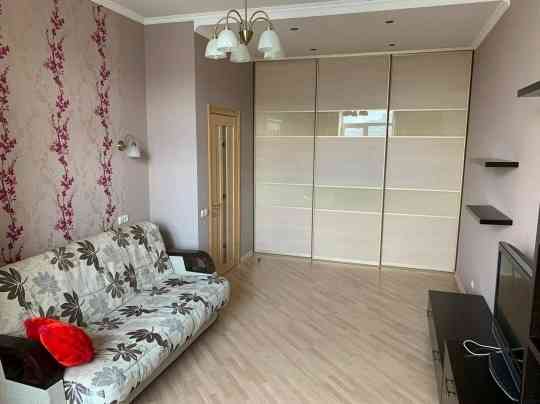 Сдам отличную 1-комнатную квартиру Донецк