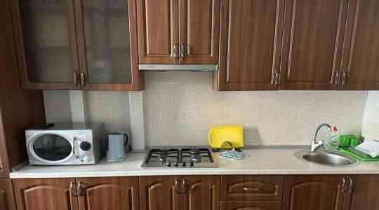 Сдается в аренду на длительный срок квартира,пл. Бакинских Комиссаров. Донецк