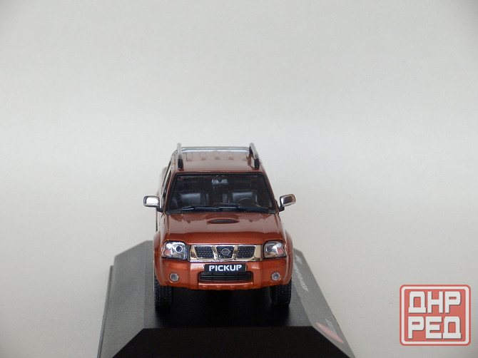 Nissan Pick Up Navarra "HOBIE CAT" - J-Collection - 1/43 Донецк - изображение 7