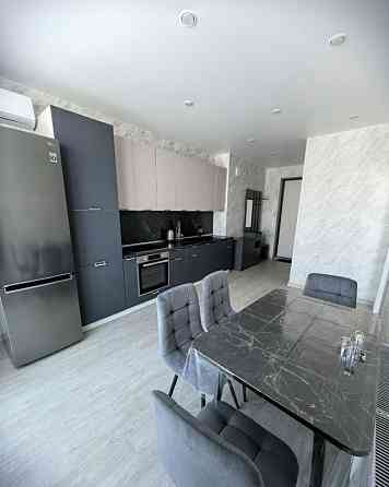 Сдаю однокомнатную квартиру 40.0 м² этаж 11 город Донецк, Калининский Донецк