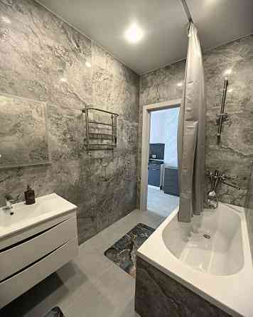 Сдаю однокомнатную квартиру 40.0 м² этаж 11 город Донецк, Калининский Донецк