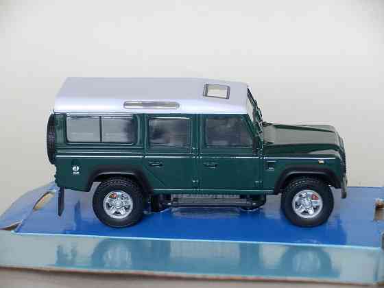 Land Rover Defender 110 - CARARAMA - 1/43 Донецк