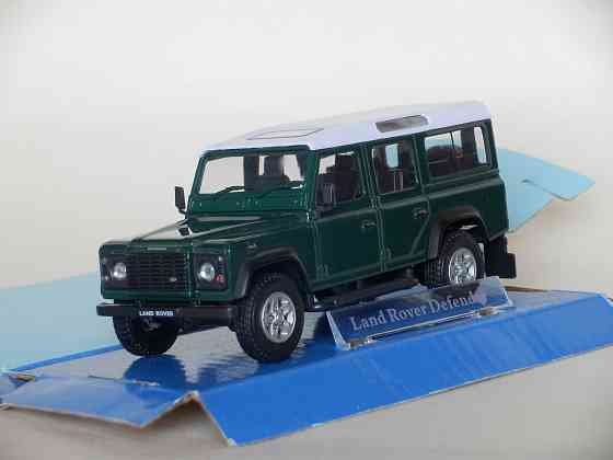 Land Rover Defender 110 - CARARAMA - 1/43 Донецк