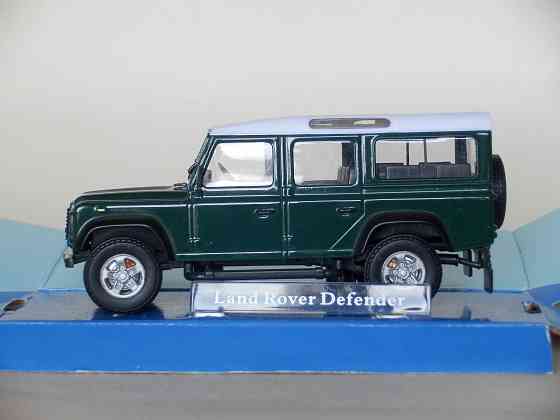 Land Rover Defender 110 - CARARAMA - 1/43 Донецк