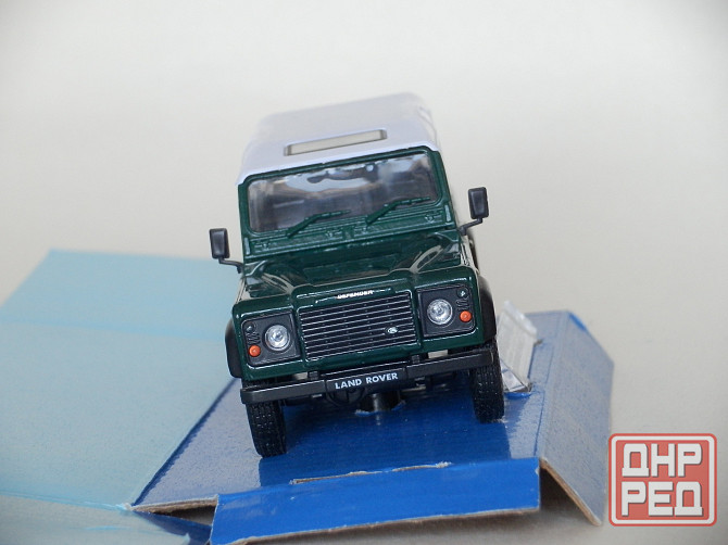 Land Rover Defender 110 - CARARAMA - 1/43 Донецк - изображение 7