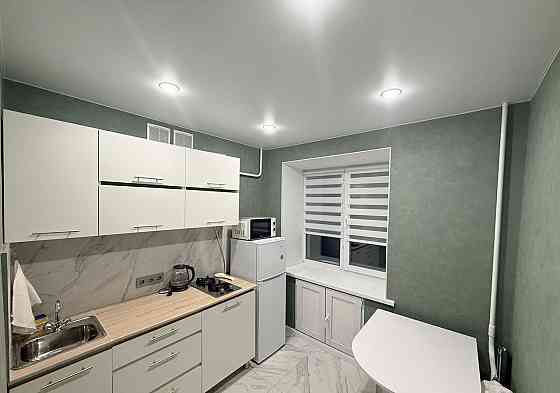 Сдаю однокомнатную квартиру 34.0 м² этаж 1/5 Киевский район, улица Артема, пешая доступность к Доне Донецк