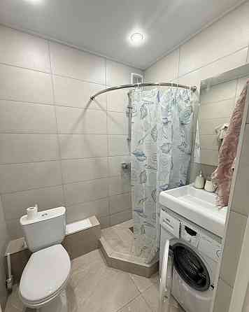 Сдаю однокомнатную квартиру 34.0 м² этаж 1/5 Киевский район, улица Артема, пешая доступность к Доне Донецк