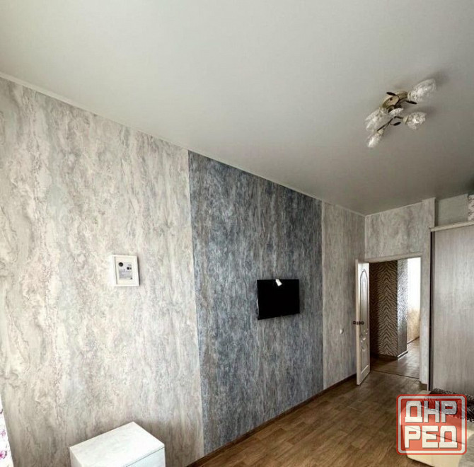 Сдаю однокомнатную квартиру 36 м² этаж 4/9. город Донецк, Куйбышевский район ориентир Азотный Донецк - изображение 3