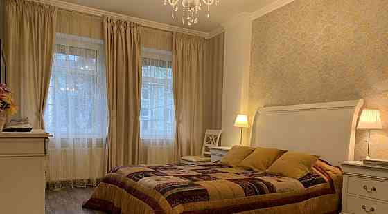 Калининский район, Парк Гулливер, пешая доступность к Медицинскому Университету, выезд из Города Донецк