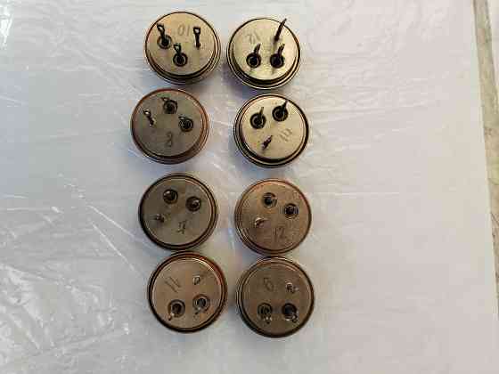 Продам транзисторы КТ802а Донецк