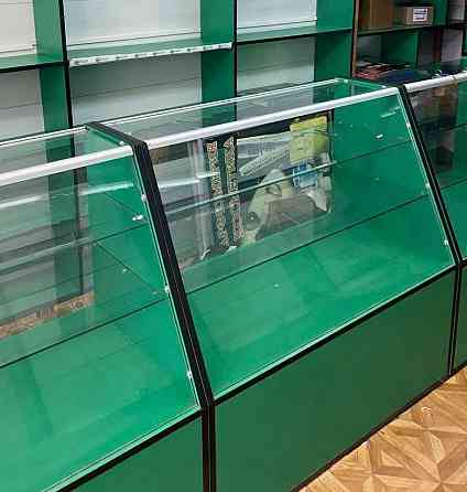 Продам торговые витрины Донецк