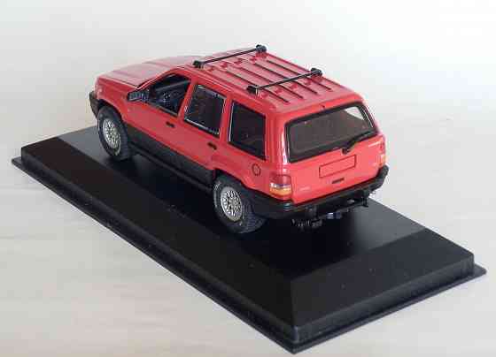 Jeep Grand Cherokee - MINICHAMPS - 1/43 Донецк