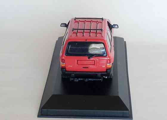 Jeep Grand Cherokee - MINICHAMPS - 1/43 Донецк