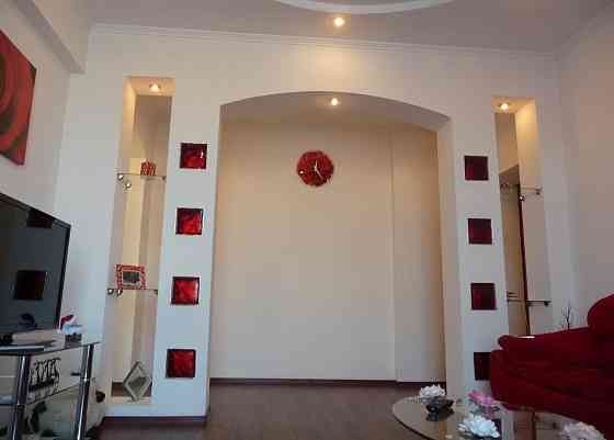 Продается 2к. квартира в самом сердце Донецка, 53.3 м² Донецк